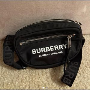 Burberry Fanny pack.